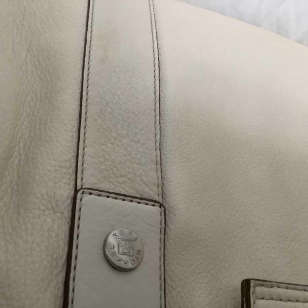 Tote - Picture 2 of 2